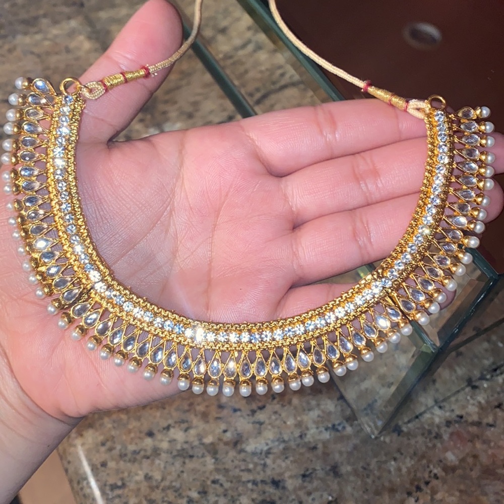 Jewelry - Picture 3 of 3